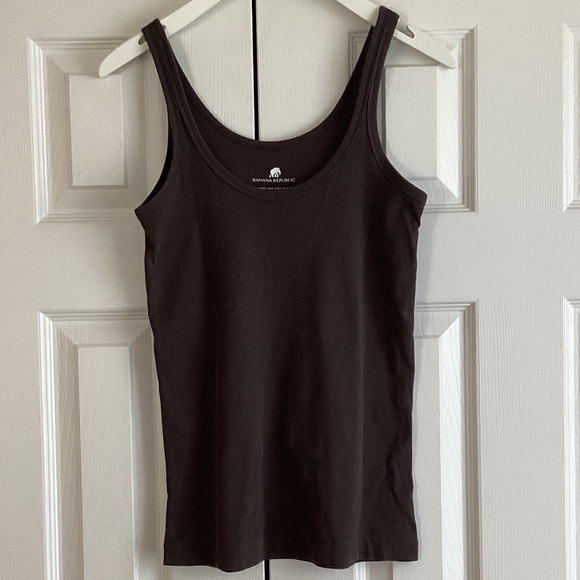 BUNDLE of 5 Tank Tops - Picture 5 of 13